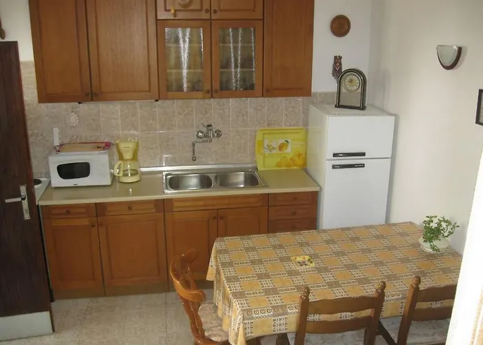 Apartman By The Sea Slatine, Ciovo - 17456